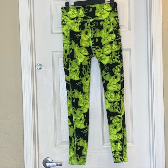 Yuna High Waisted Tie dye leggings size Small/Medium - Picture 4 of 9